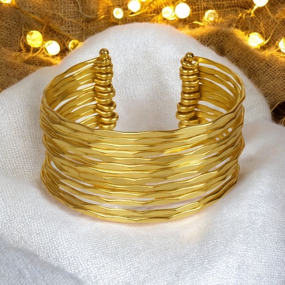 🆕 Indian Artisan Boho Chic Layered Brass Cuff Bracelet Stunning Statement Piece - Picture 12 of 12